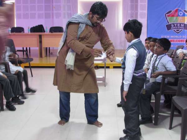 Renowned Story Teller 12