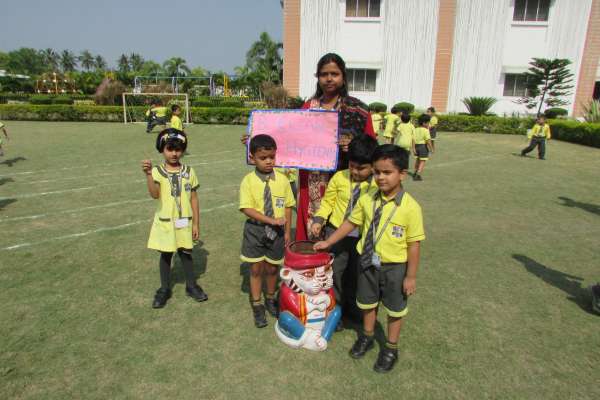 Cleanliness Activity Conducted By The Pre-Primary wings of STEM World School