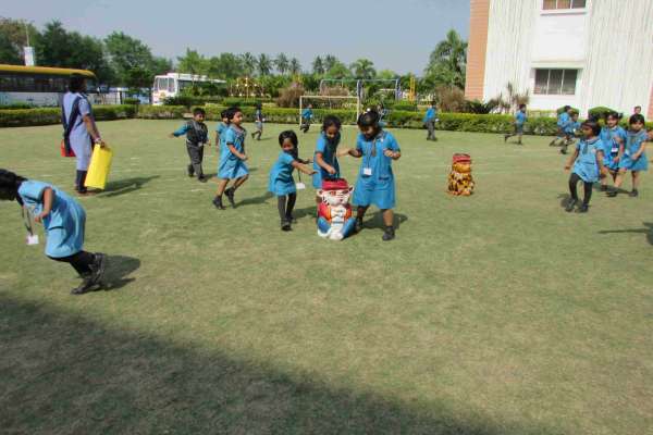 Cleanliness Activity Conducted By The Pre-Primary wings of STEM World School