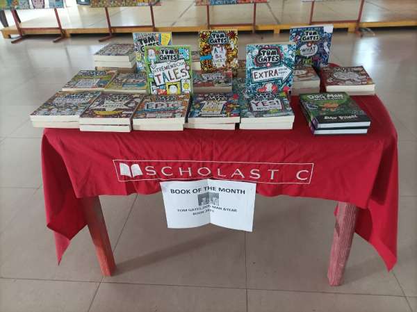 SCHOLASTICS BOOK FAIR