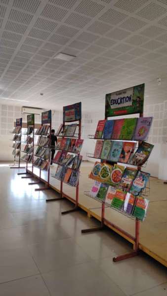 SCHOLASTICS BOOK FAIR