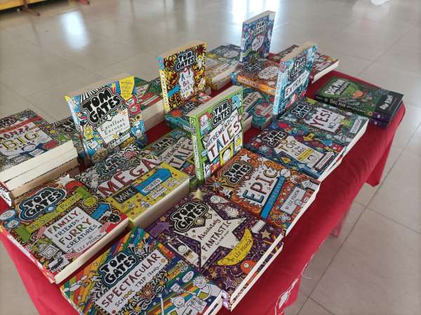 SCHOLASTICS BOOK FAIR