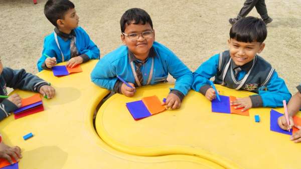 Outdoor Classroom Week for Classes PG - KG