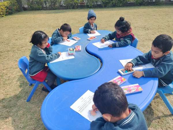 Outdoor Classroom Week for Classes PG - KG