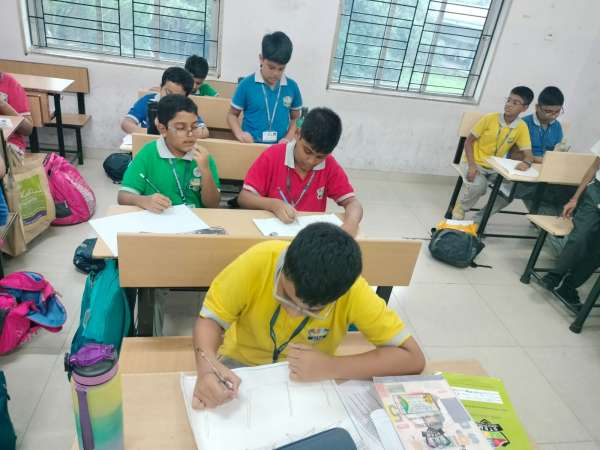 Interhouse Art Competition Classes 3 – 5 (2025)