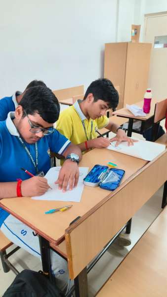 Interhouse Art Competition Classes 6 – 8 (2025)