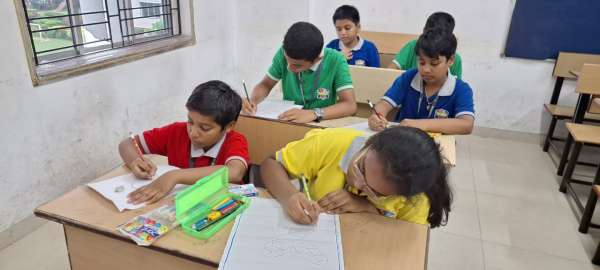 Interhouse Art Competition Classes 6 – 8 (2025)