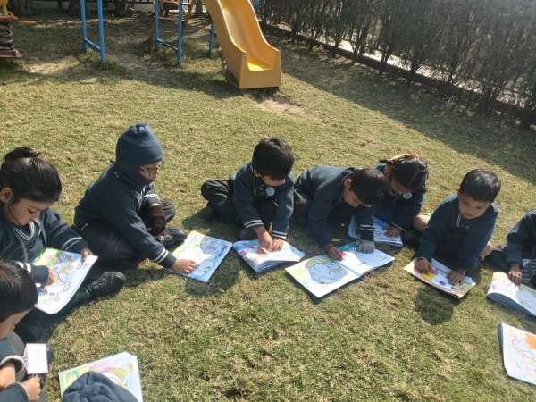 Outdoor Classroom Week Classes PG – KG (2026)
