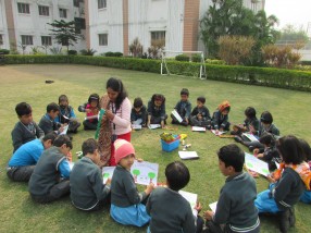 STEM World School Conduct Outdoor Classroom Week Activity